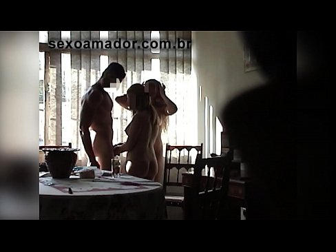 ❤️ Սեքս ընկերները հրավիրում են հսկա տղամարդու և նրա հետ եռյակի ☑ Պոռնո մեզ մոտ hy.libporno.ru ❌️